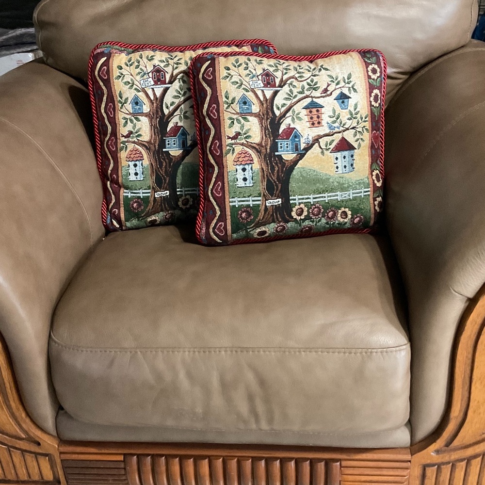 CHRISTMAS BIRDHOUSES HOLLY Damasco Pillow 17" Decorative TOSS Throw PILLOW Set